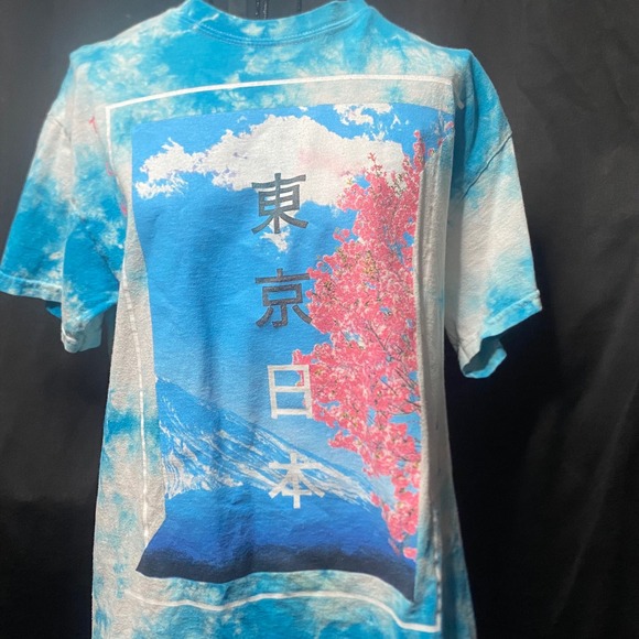 Popular Poison Tie Dye Graphic T-Shirt Medium Tokyo Japan Cherry Blossom - Picture 1 of 3